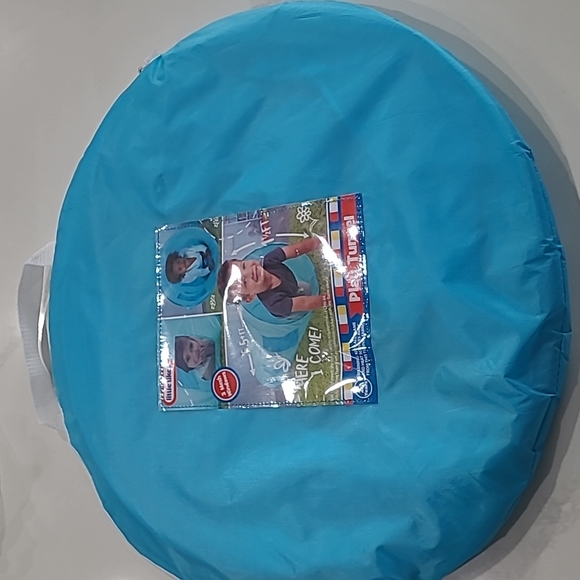 Little Tikes Play Tunnel - Picture 2 of 6